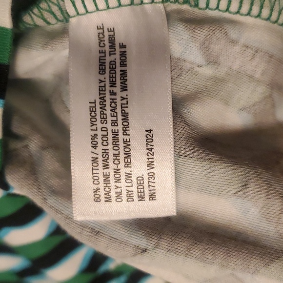 DVF for Target XL crewneck - Picture 9 of 14